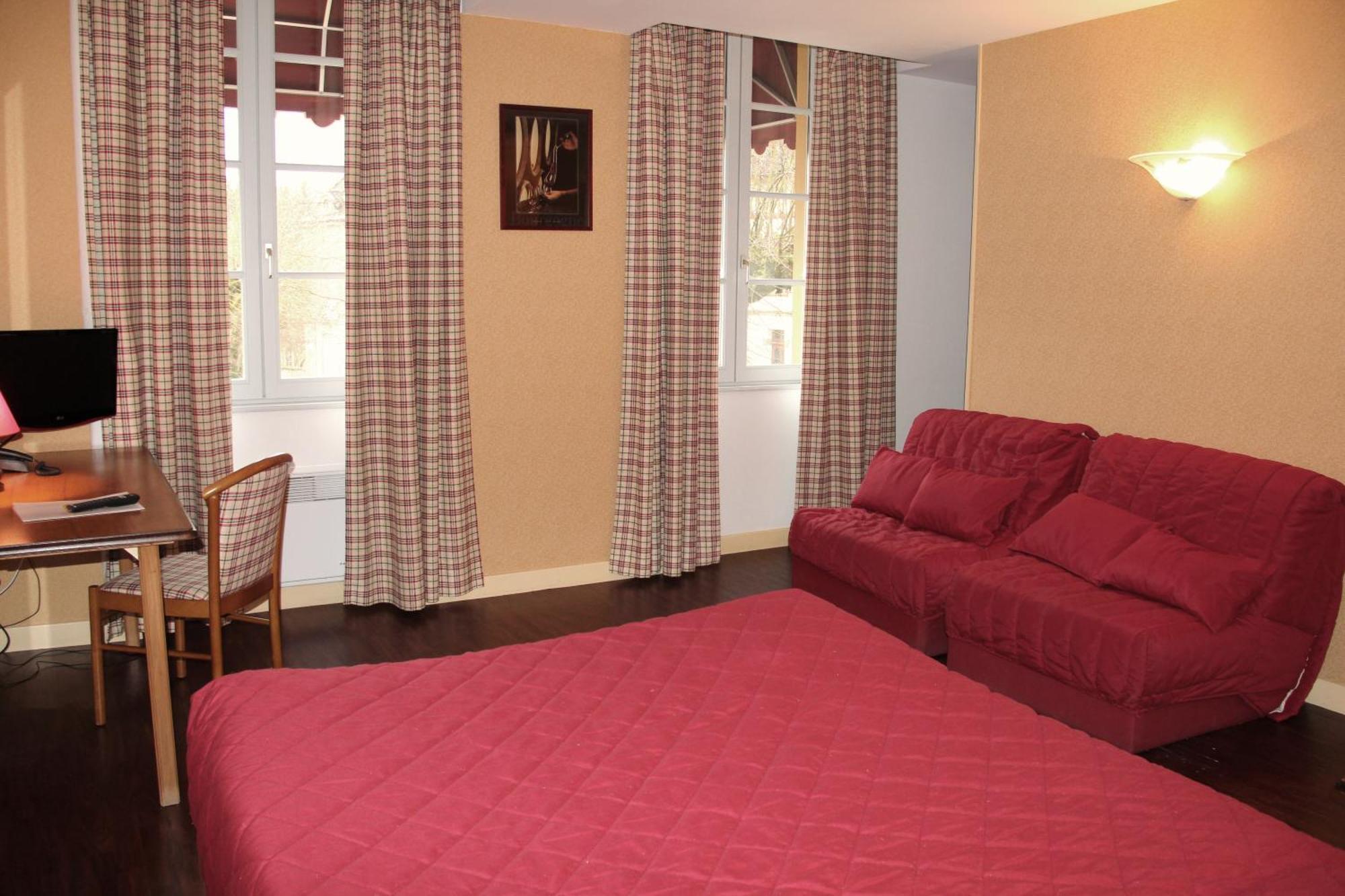 Logis Des Trois Maures Hotel Couches ภายนอก รูปภาพ