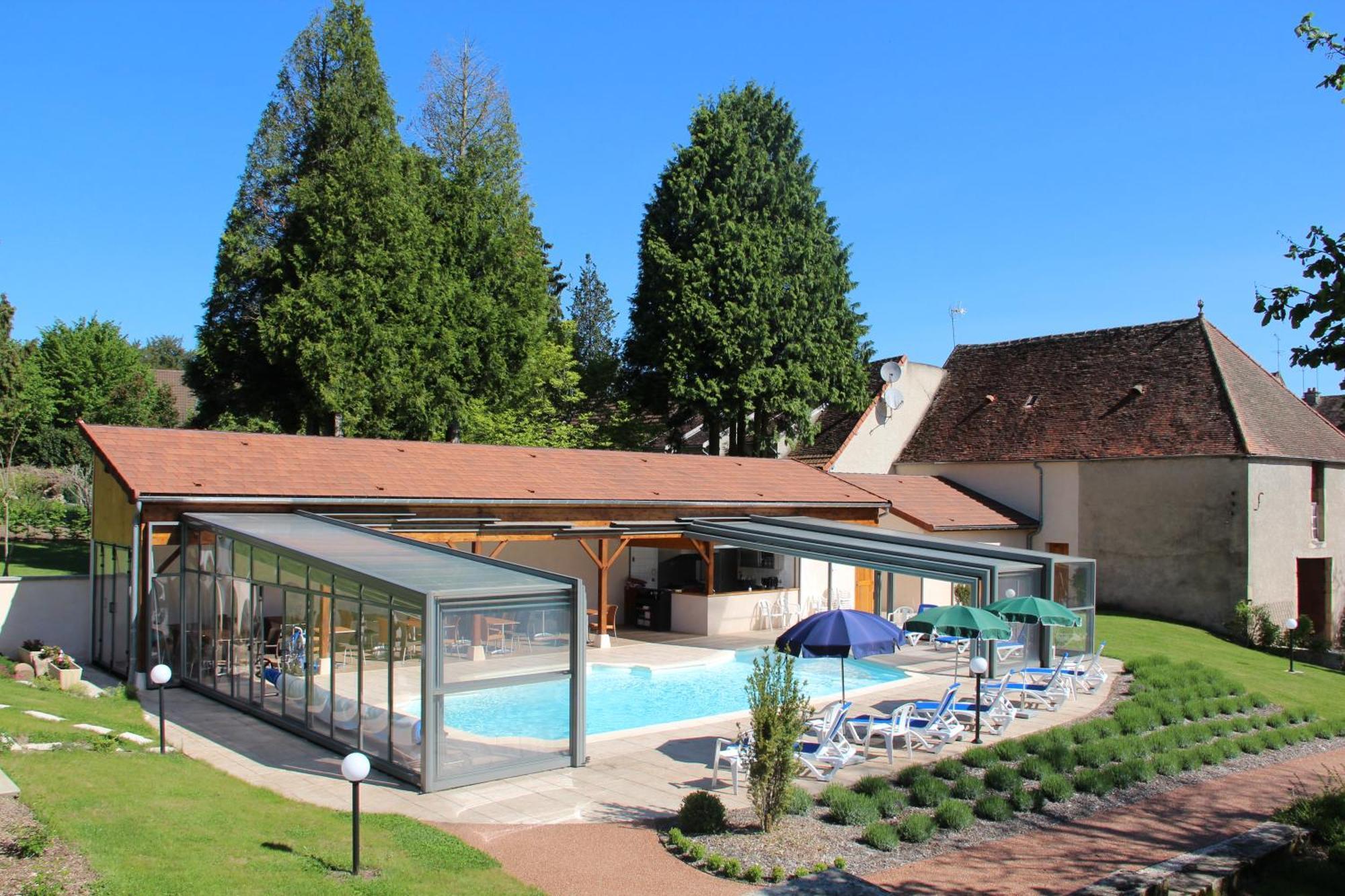 Logis Des Trois Maures Hotel Couches ภายนอก รูปภาพ