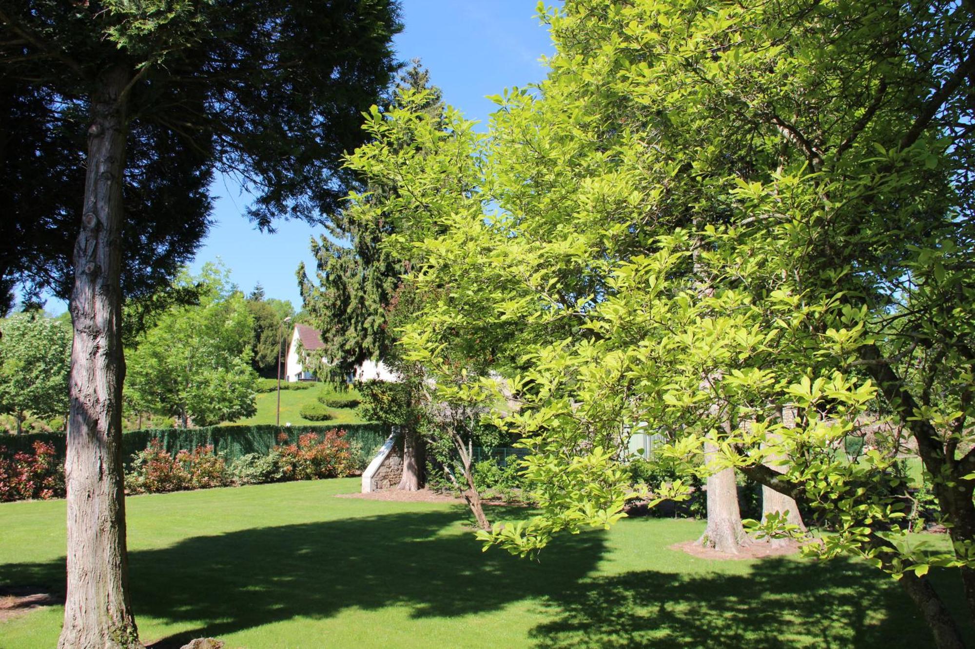 Logis Des Trois Maures Hotel Couches ภายนอก รูปภาพ