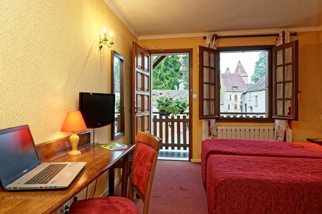 Logis Des Trois Maures Hotel Couches ภายนอก รูปภาพ